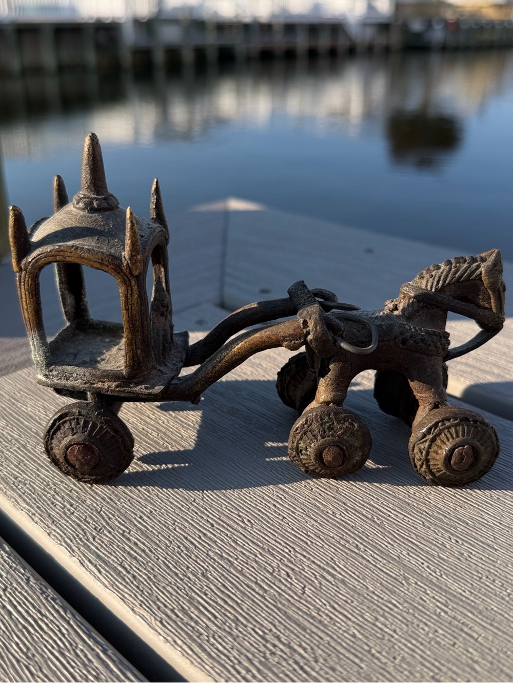 Antique-Style Brown Metal Horse & Carriage Decorative Accent